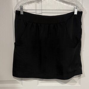Ann Taylor LOFT  Elegant Black Women's Skirt with pockets